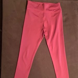 Vie Active Leggings - Maroon - Small